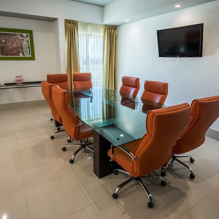 Holiday Inn Queretaro Zona Krystal By Ihg Buitenkant foto