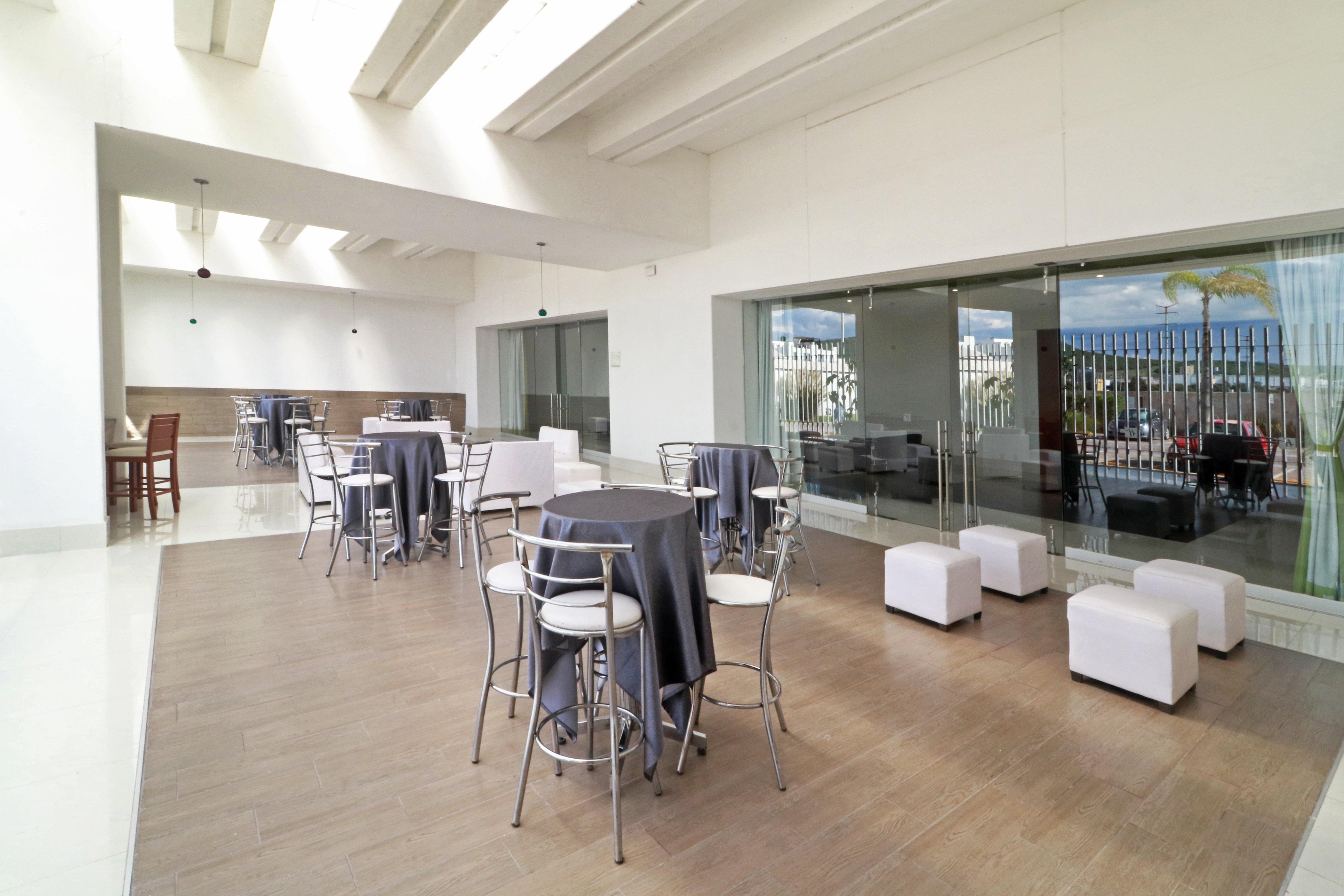 Holiday Inn Queretaro Zona Krystal By Ihg Buitenkant foto
