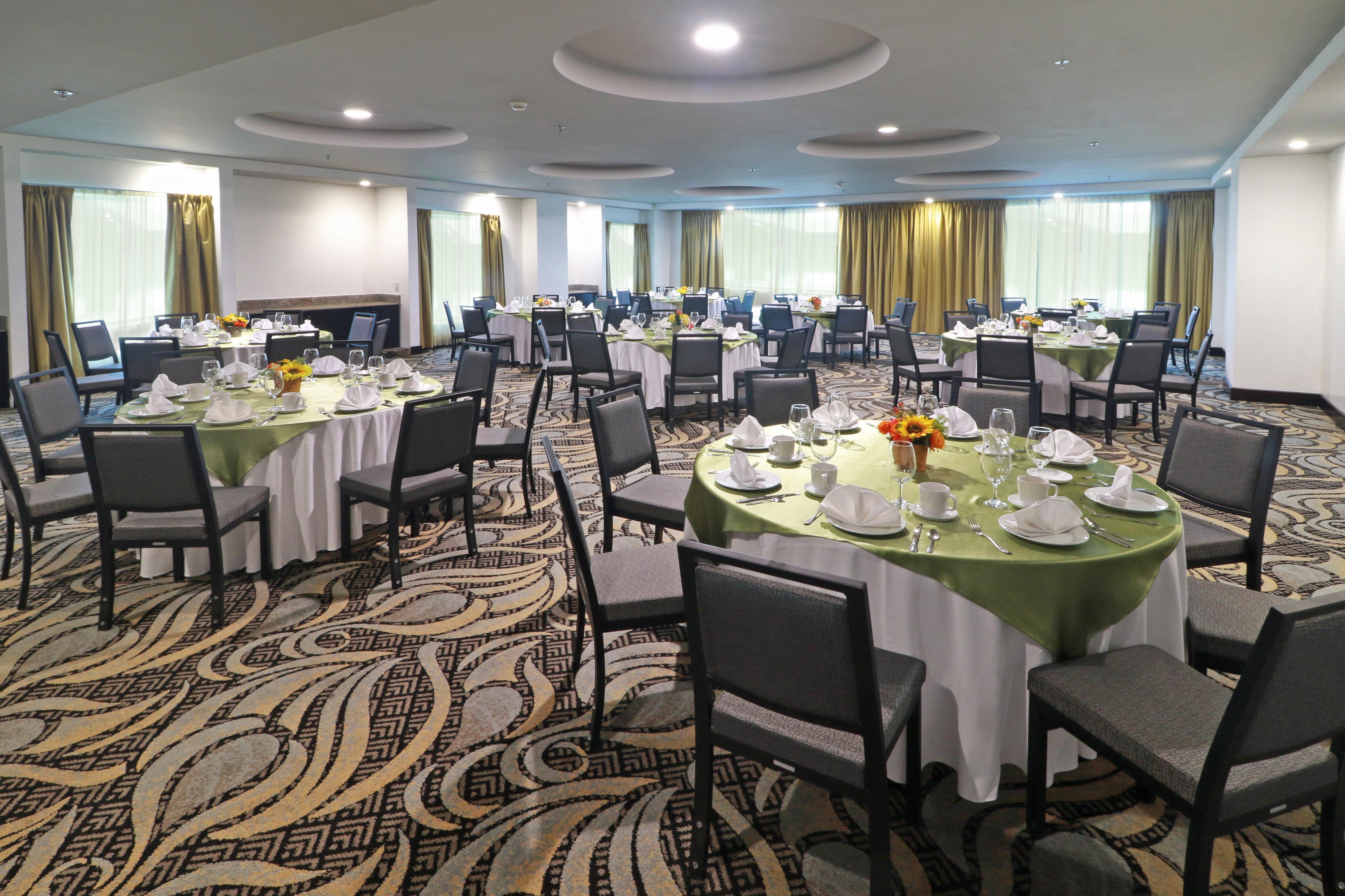 Holiday Inn Queretaro Zona Krystal By Ihg Buitenkant foto