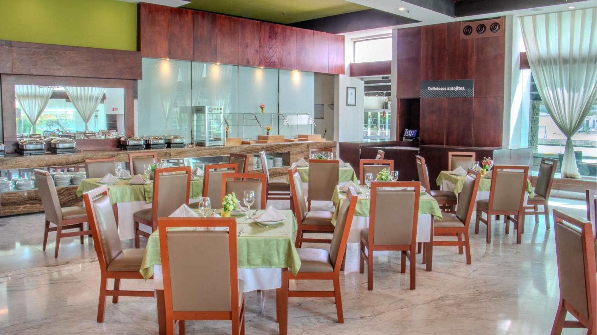 Holiday Inn Queretaro Zona Krystal By Ihg Buitenkant foto