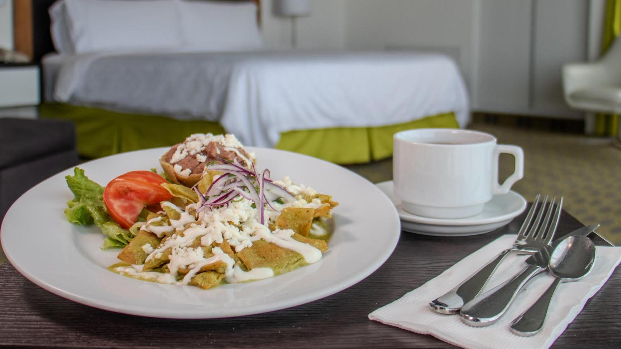 Holiday Inn Queretaro Zona Krystal By Ihg Buitenkant foto